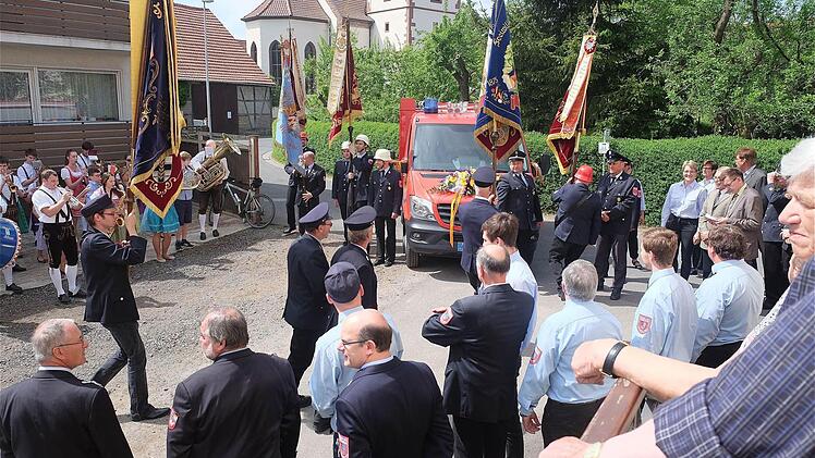 Fahrzeugweihe in Obererthal  Foto: Gerd Schaar