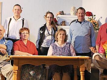 Die Laienspieltruppe Foto: Evi Seeger