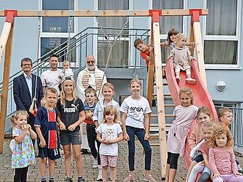 Auf dem DJK-Gel&auml;nde gibt es neue Spielger&auml;te.