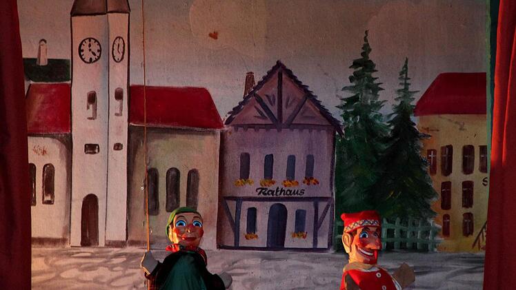 Kasperl und Seppel suchen den Räuber Foto: Johanna Blum