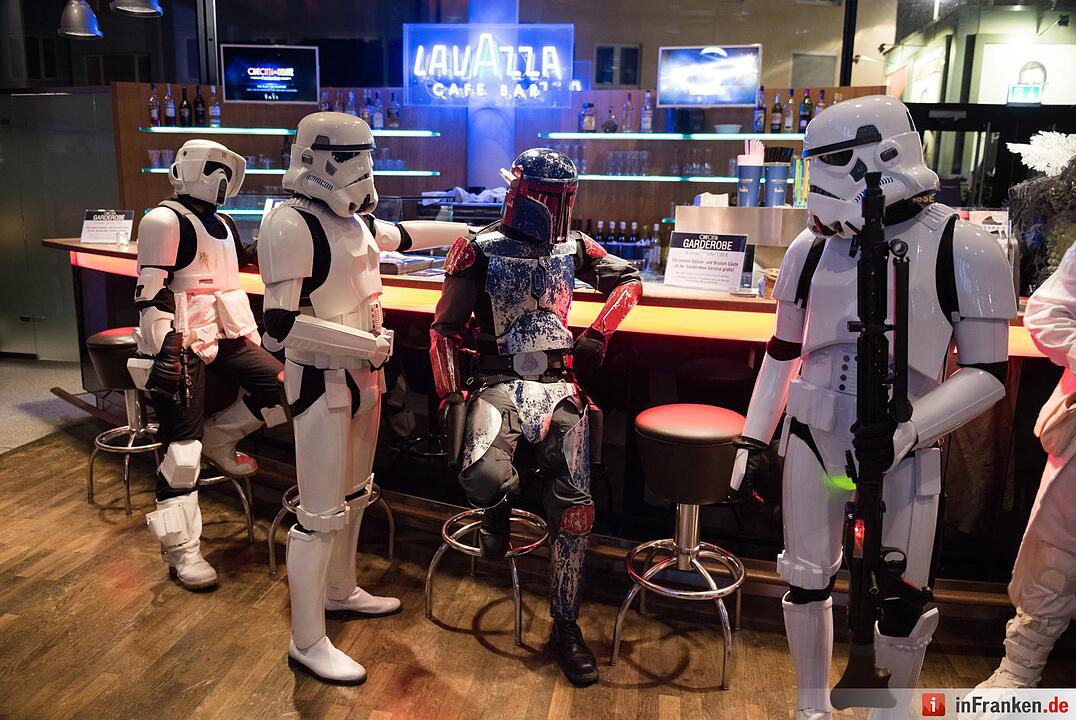 Star Wars Fans feiern Filmstart in Nürnberg