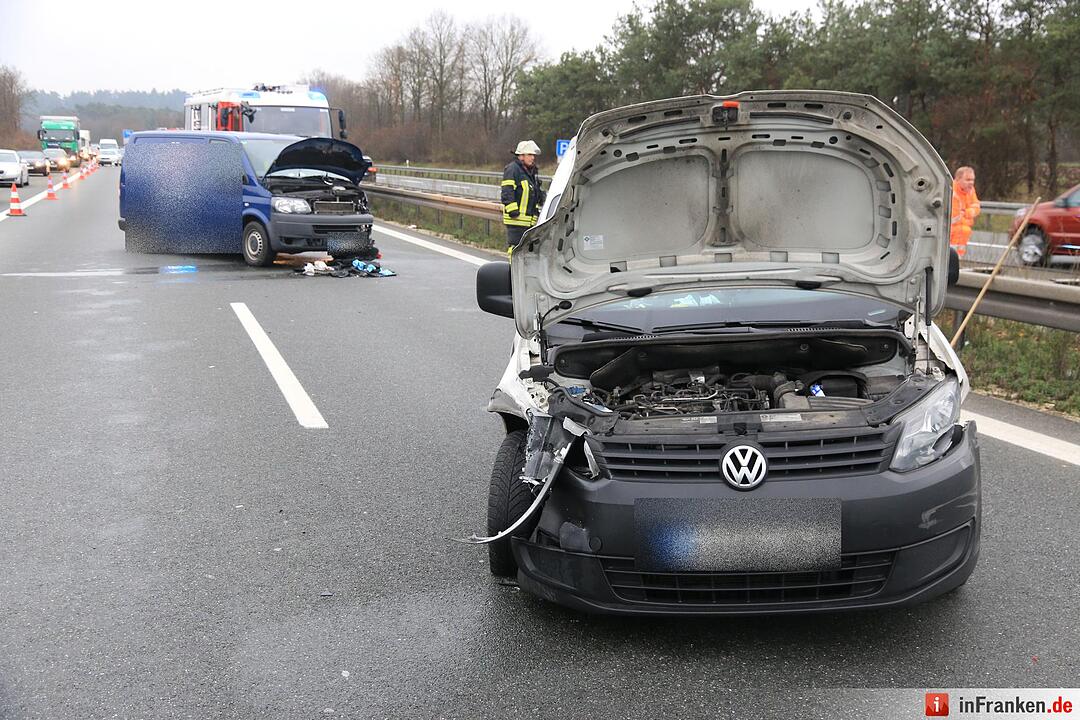 Unfall auf A3 bei Erlangen-West