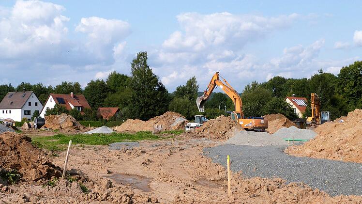 Im Baugebiet "An der Steigengasse" werden 27 Parzellen erschlossen. Foto: Werner Reißaus