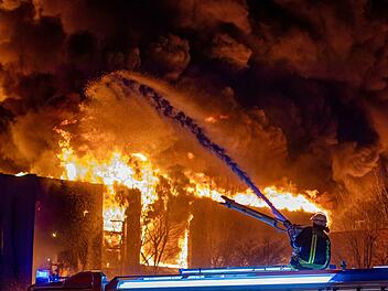 In Düsseldorf ist es zu mehreren Explosionen gekommen. Foto: Christoph Reichwein/dpa
