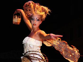 Mirko Gahn belegte mit einer Aufnahme von der Flechtmodenschau den ersten Platz. Fotos: Gerda Völk