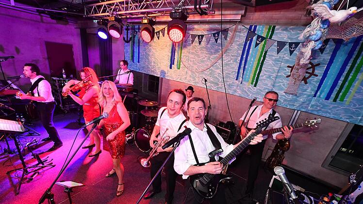 Beim Rosenmontagsball in BambergRonald Rinklef