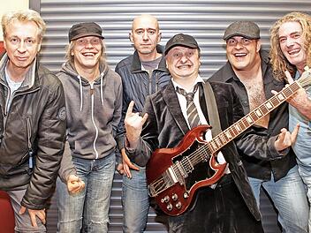 „AB/CD“ rocken Altenkunstadt.