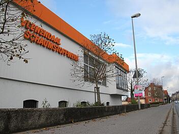 Einen Monat ist es her, dass bei Veenendaal die Fertigung von Schaumstoff wieder anlief, nachdem es zuvor durch verunreinigtes Grundmaterial zu einem Produktionsstopp in Lichtenfels gekommen war.  Fotos: Tobias Kindermann
