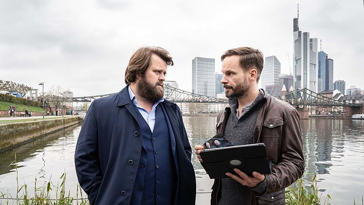 Seit 2014 ermitteln sie in "Ein Fall f&uuml;r Zwei" gemeinsam in Frankfurt: Benni Hornberg (Antoine Monot, links) und Leo Oswald (Wanja Mues).