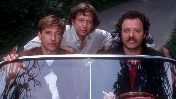 "This song's for you - David, Luca, Leon ...": Nicht nur der Titelsong "You Never Walk Alone" wurde zum Hit. "Freunde fürs Leben" erzählte von drei Ärzten in einer Gemeinschaftspraxis in Lübeck und gehörte in den 90er-Jahren zu den populärsten Fernsehserien.