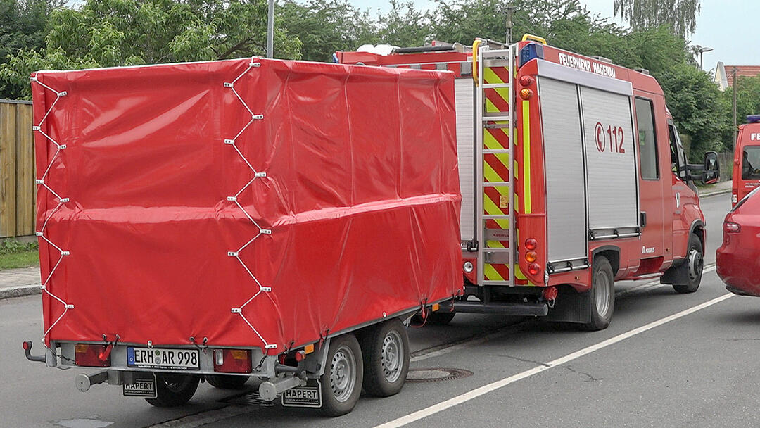 Mehrere zentimeterdicke Hagelkörner gehen in Franken nieder