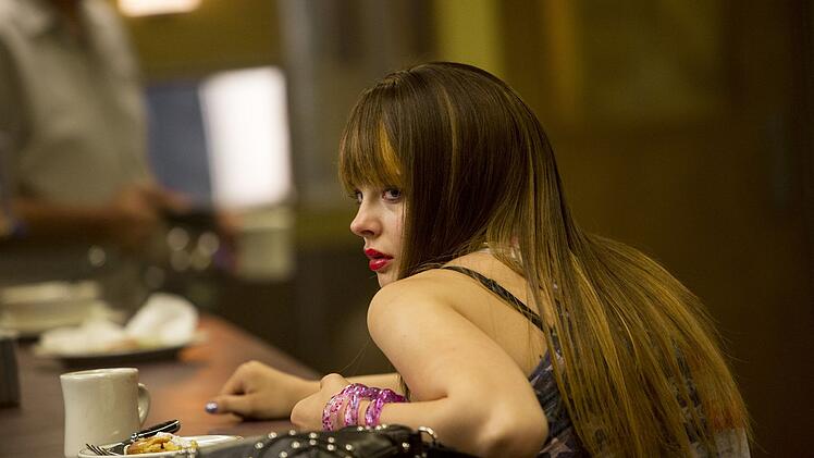 Die minderj&auml;hrige Teri (Chlo&euml; Grace Moretz) wird von russischen Zuh&auml;ltern gepeinigt - bis Robert McCall ihr hilft.