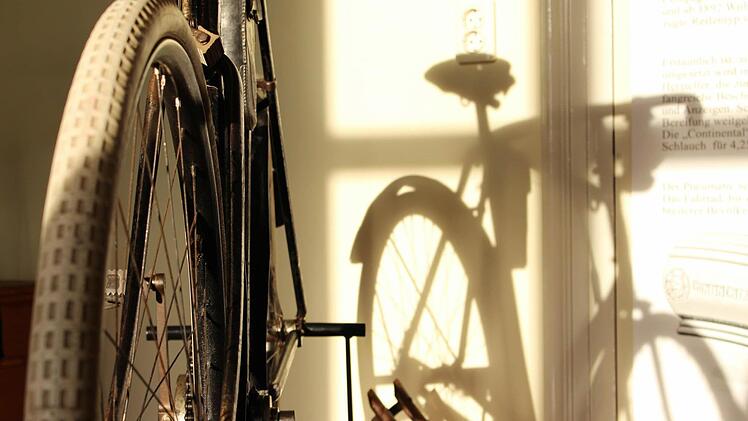Das Fahrrad tritt zu seinem 200. Geburtstag aus dem Schatten hinaus, wo es mit vielen Ausstellungen in ganz Deutschland neuen Glanz erfährt.