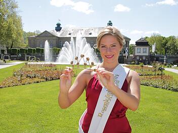 Am 15. Juni muss Franziska Koch die Rosen-Krone weitergeben. Foto: Ralf Ruppert