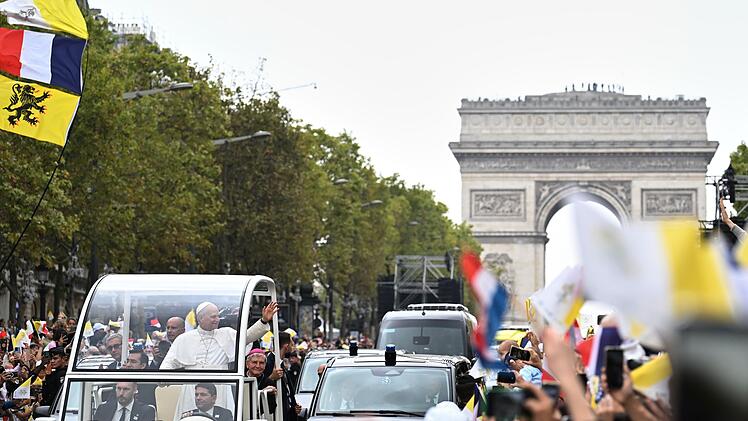 Papst Leo XIV. besucht Frankreich