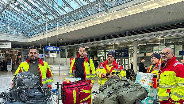 Flughafen Nürnberg: Hilfsgüterflüge für Erdbebenopfer in Türkei - 15 Tonnen Luftfracht in einer Woche