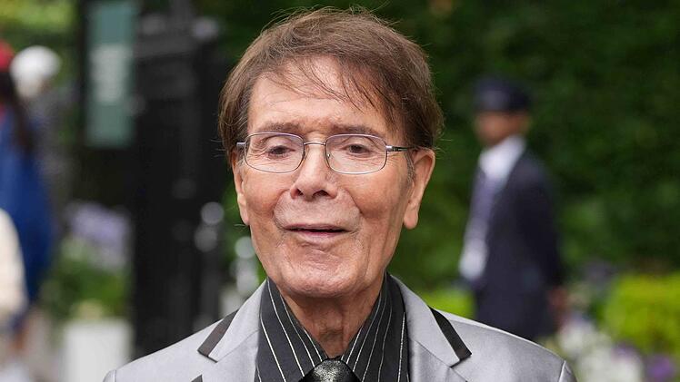 Auch mit fast 85 immer noch Stammgast: Cliff Richard ließ sich auch 2025 das Tennisturnier in Wimbledon nicht entgehen.