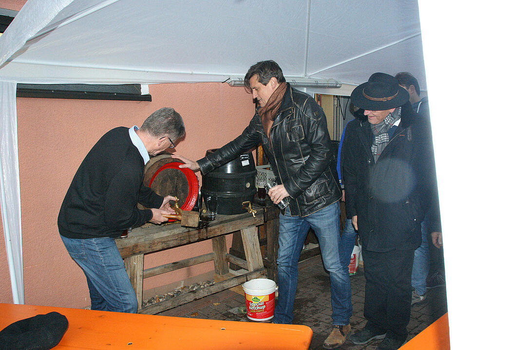 Bockbieranstich in Melkendorf: Gemeinde stellt eigenes Gebräu vor