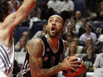 Gegen medi Bayreuth m&uuml;ssen Zack Wright und seine Teamkollegen wacher sein als zuletzt in der Euroleague gegen die K&ouml;niglichen aus Madrid. Foto: dpa