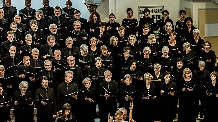 Der Coburger Bachchor und das Main-Barockorchester Frankfurt beeindruckten mit der Erstaufführung von Telemanns Matthäus-Passion in der Morizkirche.Foto: Jochen Berger