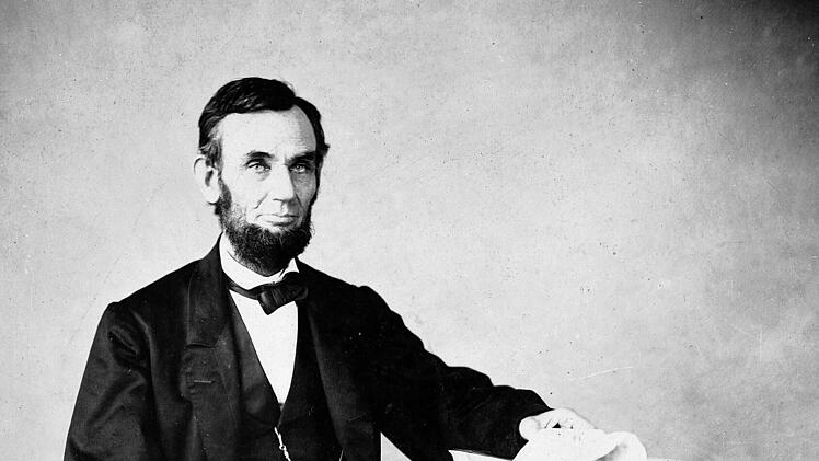 Abraham Lincoln f&uuml;hrte im amerikanischen B&uuml;rgerkrieg  die Nordstaaten in den Kampf gegen die Sklavenhalter des S&uuml;dens.