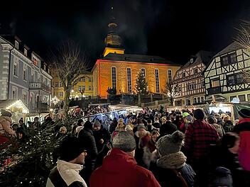 Ludwigsstadt: Stadt lädt zum Weihnachtsmarkt - mit kreativen Aktionen, hohem Besuch und Co.