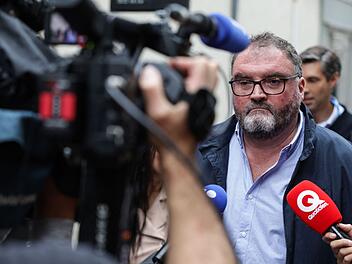 Anklage fordert lebenslang für Klinikarzt in Gift-Prozess