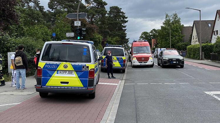 Großer Polizeieinsatz an Erlanger Schule