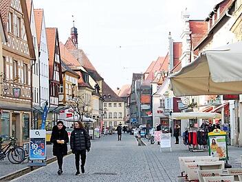 Schon früh am Morgen steht Forchheim für seine Besucher am Sonntag offen.  Foto: Andreas Hofbauer