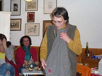 Mia Hochrein  und ihre geliebte Stopfweste.