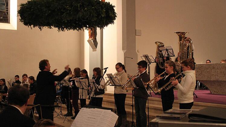 Das Bläserensemble beim Auftritt  Foto: Carmen Schwind