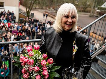 "Das schafft man bis 100": Berlins älteste Lehrerin wird 80
