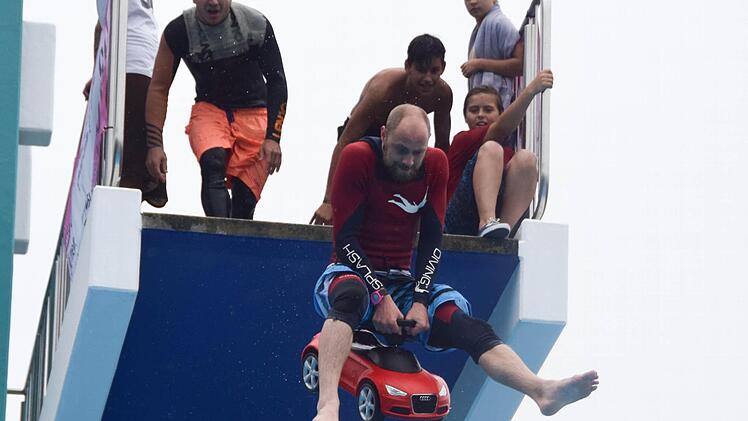 Wassertag beim Jugendfestival YouCo im Aquaria Freibad in CoburgFoto: Ronald Rinklef