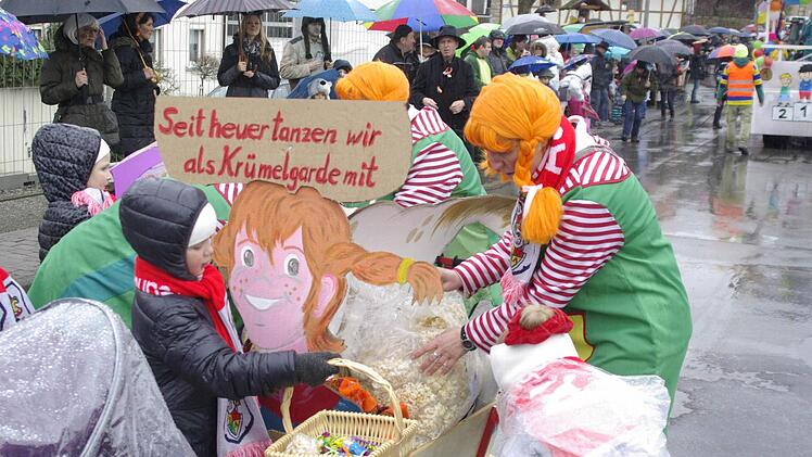 Faschingszug Aura 2016. Foto: Winfried Ehling