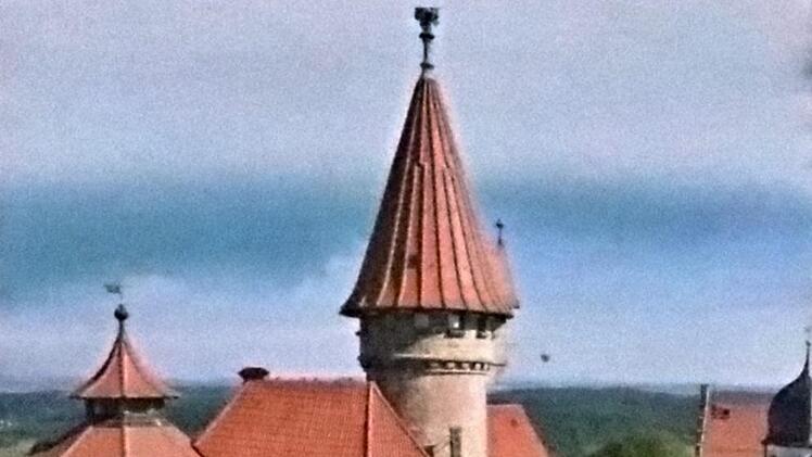 Das "Gesicht" des neuen Faltblatts, welches am Mittwoch im Burgeninformationszentrum Altenstein vorgestellt wurde und zahlreiche Informationen zu Burgen, Städten und Ortschaften der Region und Tourenvorschläge enthält.