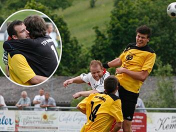 Im Kopfballduell mit Maßbachs Christoph Klement hatte Wollbachs Christoph Kriener (rechts) die besseren Karten. Sein Keeper Dominik Desch (kleines Bild, rechts entschied das Spiel. Fotos: Martin Potschka