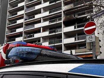 Feuer in Nürnberger Hochhaus ausgebrochen Feuer in Nürnberger Hochhaus ausgebrochen