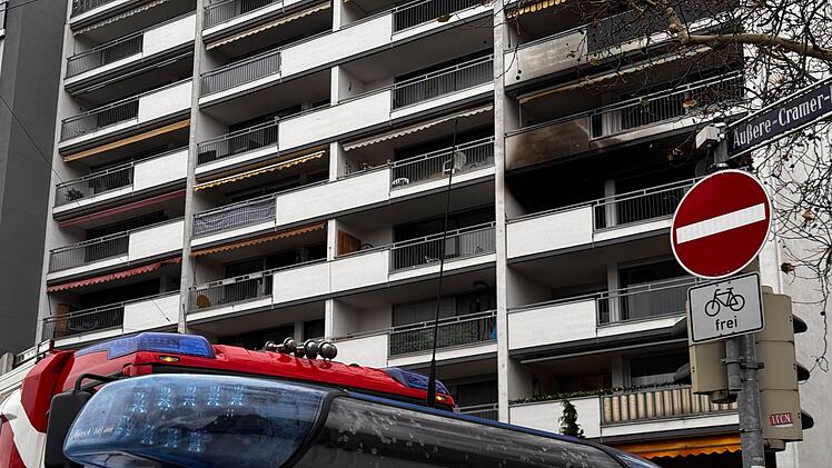 Feuer in Nürnberger Hochhaus ausgebrochen