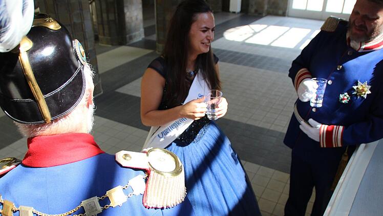 Blindverkostung mit Bad Kissinger Heilwassern. Foto: Benedikt Borst