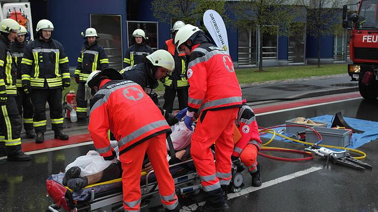 ... und ins Krankenhaus gebracht.