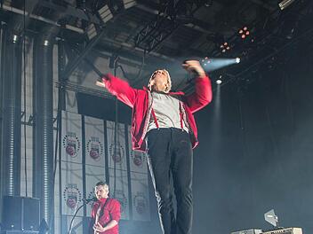 Die Band "Kraftklub" bei ihrem Konzert in Bamberg. Foto: Rudolf Hein