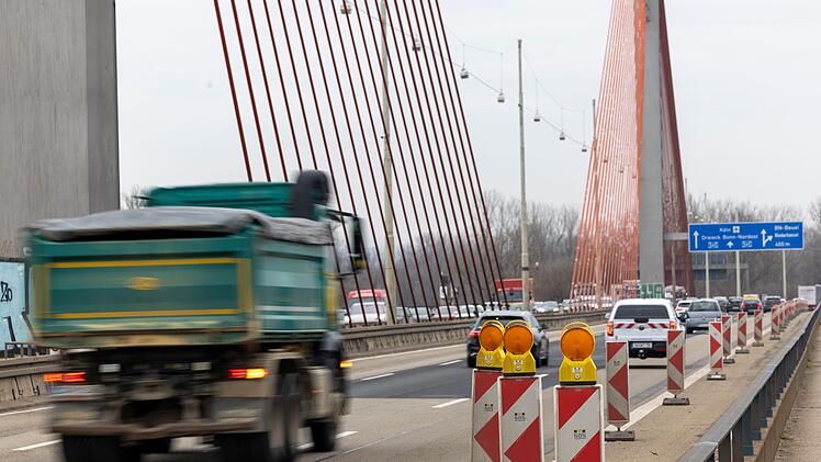 Bonner Rheinbr&uuml;cke A565