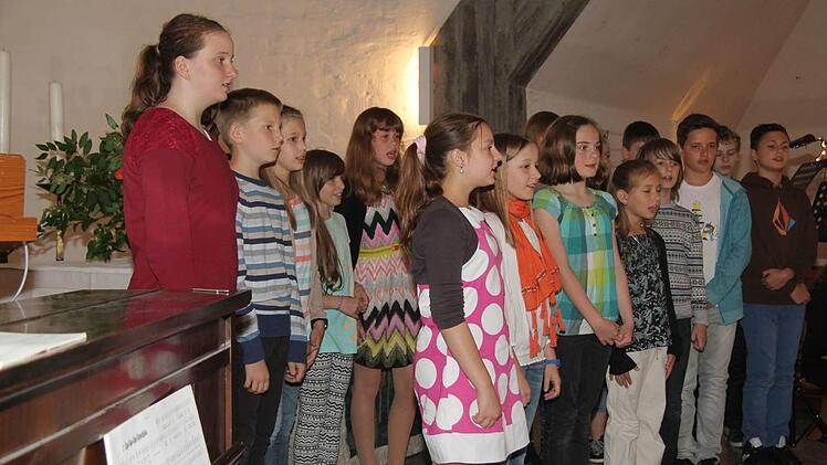 Auch der Unterstufenchor des Markgraf-Georg-Friedrich-Gymnasiums gab eine Kostprobe seines Könnens und sang fünf Lieder.