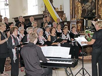Der Wimmelbacher Kirchenchor Foto: Mathias Erlwein