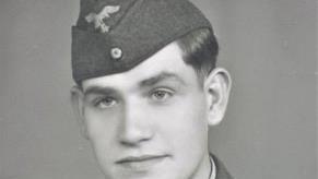 Hellmut Grempel als Angehöriger der Luftwaffe (Flakartillerie) in Uniform