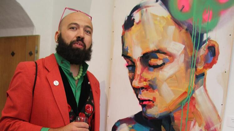 Die schillerndste Gestalt bei der Ausstellung des Bundes Fränkischer Künstler ist fraglos Francesco Ferrante. Foto: Sonny Adam