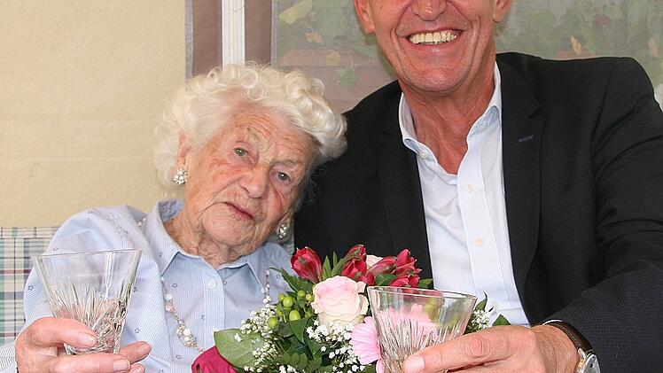 Glückwunsch zum 90., Ria Beck!