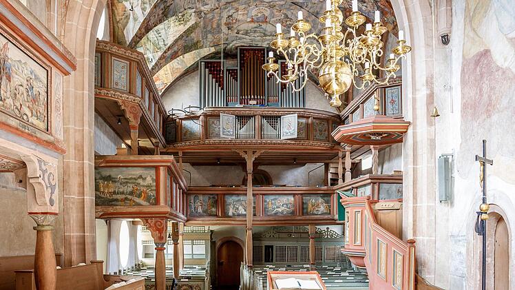 Der reich verzierte Innenraum der Kirche. Foto: "denkmalRaum" - Stefan Schwarz