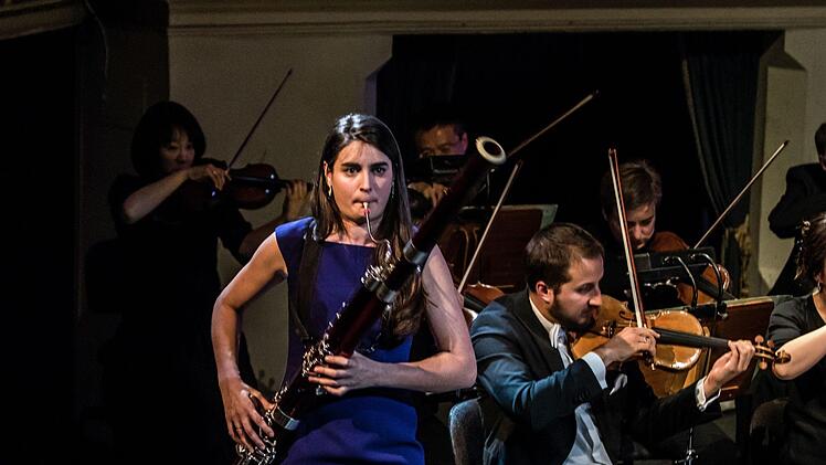 Umjubelte Solistin beim Sinfoniekonzert im Landestheater Coburg war Sophie Dervaux, Solofagottistin der Wiener Philharmoniker.Foto: Jochen Berger
