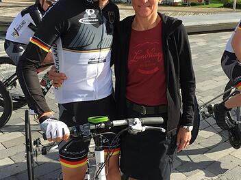 Stolzer Sohn: Maximilian J&auml;ger mit Mutter Barbara. Thomas J&auml;ger